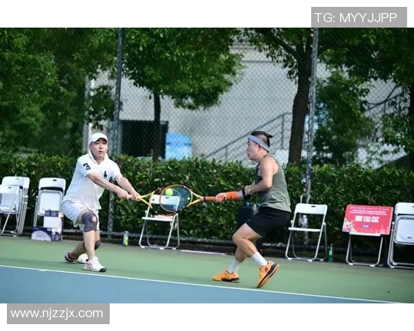 北京网球队的默契配合与战术分析探索网球竞技的团队精神与协作技巧 北京网球队的默契配合与战术分析探索网球竞技的团队精神与协作技巧