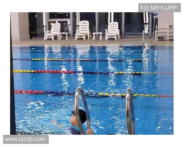 探索游泳运动的魅力与科学原理 揭示训练技巧与健身效果